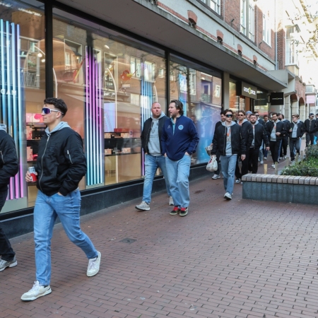 Nijmegen Devils op bezoek bij dugermeester Bruls op het stadhuis.