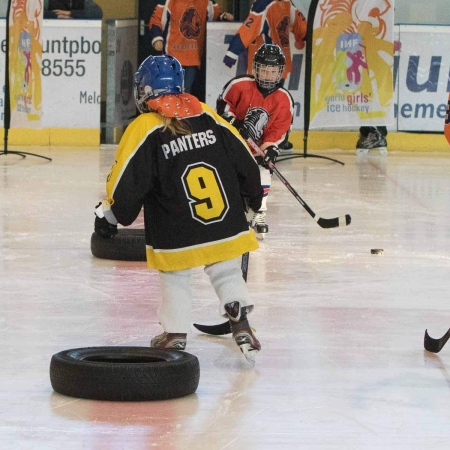 1705 IJshockey promotie ladies