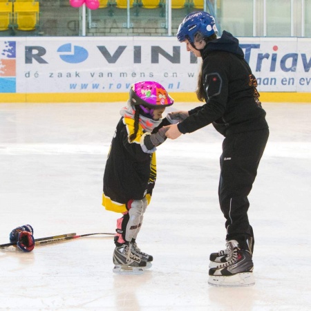 1705 IJshockey promotie ladies