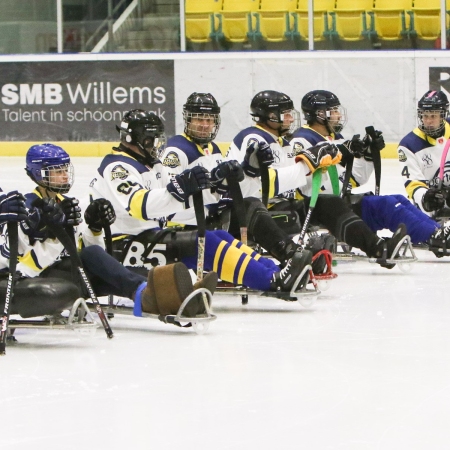Foto verslag Nijmegen Para Ijshockey tegen Phantoms uit Antwerpen.            © IJshockeyfoto.nl