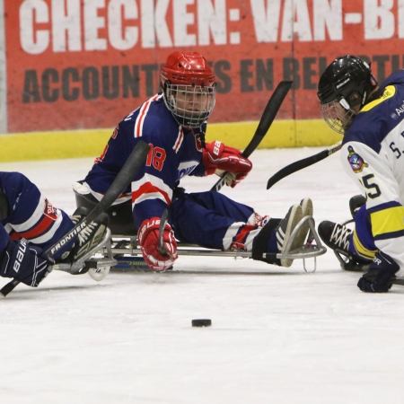 Foto verslag Nijmegen Para Ijshockey tegen Phantoms uit Antwerpen.            © IJshockeyfoto.nl