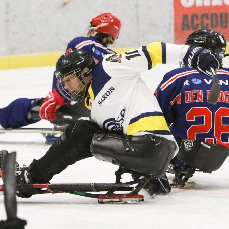 Foto verslag Nijmegen Para Ijshockey tegen Phantoms uit Antwerpen.            © IJshockeyfoto.nl