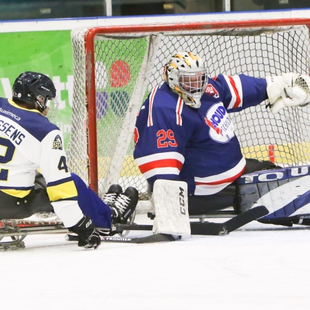 Foto verslag Nijmegen Para Ijshockey tegen Phantoms uit Antwerpen.            © IJshockeyfoto.nl