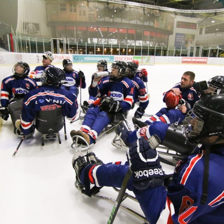 Foto verslag Nijmegen Para Ijshockey tegen Phantoms uit Antwerpen.            © IJshockeyfoto.nl