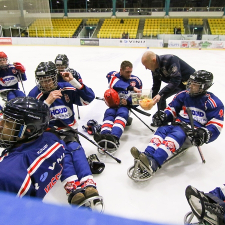 Foto verslag Nijmegen Para Ijshockey tegen Phantoms uit Antwerpen.            © IJshockeyfoto.nl