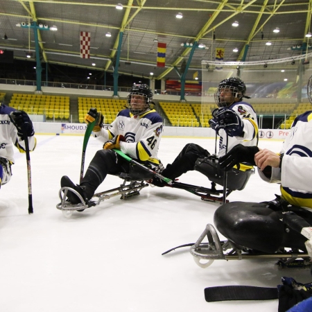 Foto verslag Nijmegen Para Ijshockey tegen Phantoms uit Antwerpen.            © IJshockeyfoto.nl