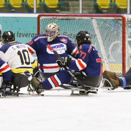 Foto verslag Nijmegen Para Ijshockey tegen Phantoms uit Antwerpen.            © IJshockeyfoto.nl