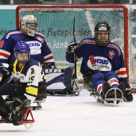 Foto verslag Nijmegen Para Ijshockey tegen Phantoms uit Antwerpen.            © IJshockeyfoto.nl