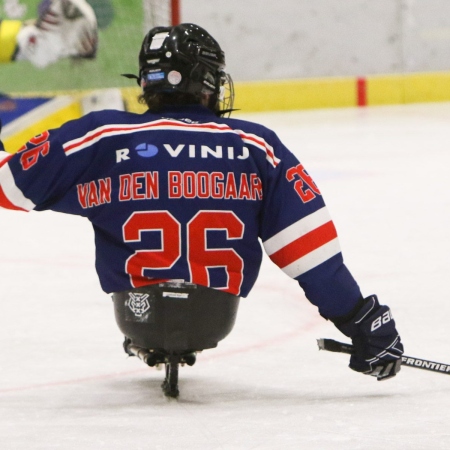 Foto verslag Nijmegen Para Ijshockey tegen Phantoms uit Antwerpen.            © IJshockeyfoto.nl