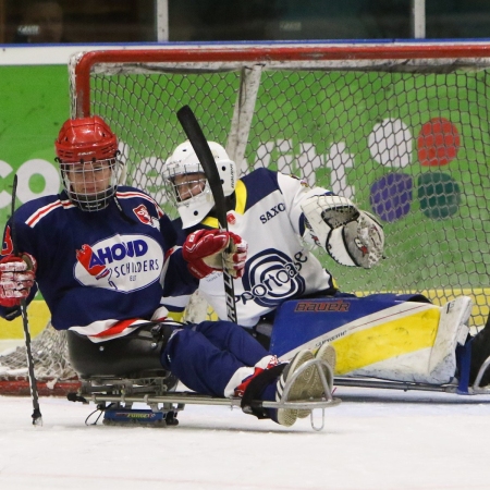 Foto verslag Nijmegen Para Ijshockey tegen Phantoms uit Antwerpen.            © IJshockeyfoto.nl