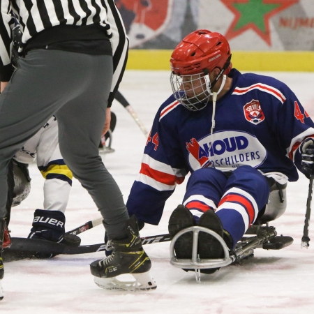 Foto verslag Nijmegen Para Ijshockey tegen Phantoms uit Antwerpen.            © IJshockeyfoto.nl