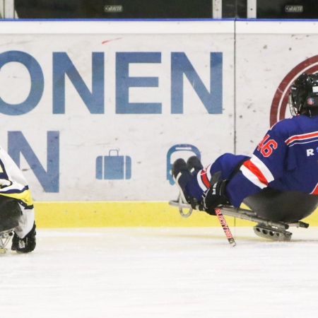 Foto verslag Nijmegen Para Ijshockey tegen Phantoms uit Antwerpen.            © IJshockeyfoto.nl