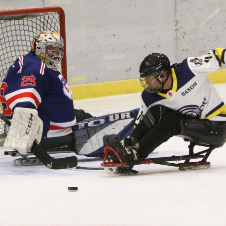 Foto verslag Nijmegen Para Ijshockey tegen Phantoms uit Antwerpen.            © IJshockeyfoto.nl