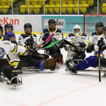 Foto verslag Nijmegen Para Ijshockey tegen Phantoms uit Antwerpen.            © IJshockeyfoto.nl