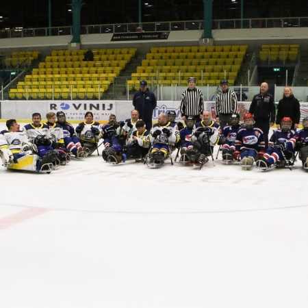 Foto verslag Nijmegen Para Ijshockey tegen Phantoms uit Antwerpen.            © IJshockeyfoto.nl