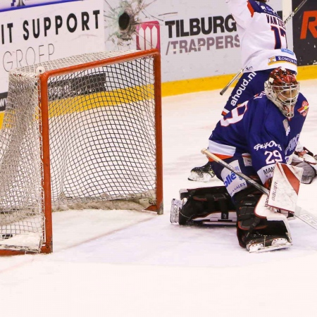 Ross John Reed knalt de 2-4 binnen