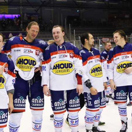 Evo Suurhoff, Marcel Kars. Ross John Reed, Rick van Haren en Boris van Bergen.