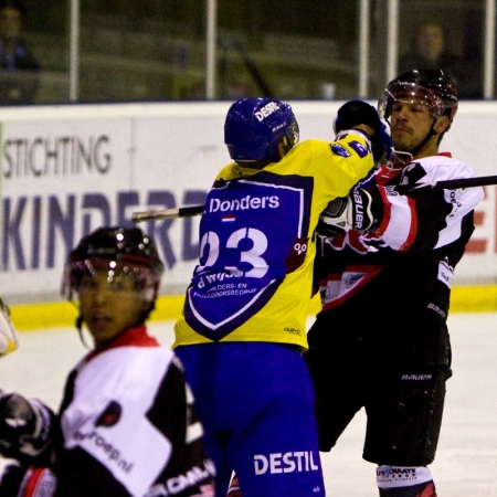 Jeff Smith en Marc Donders hebben heibel